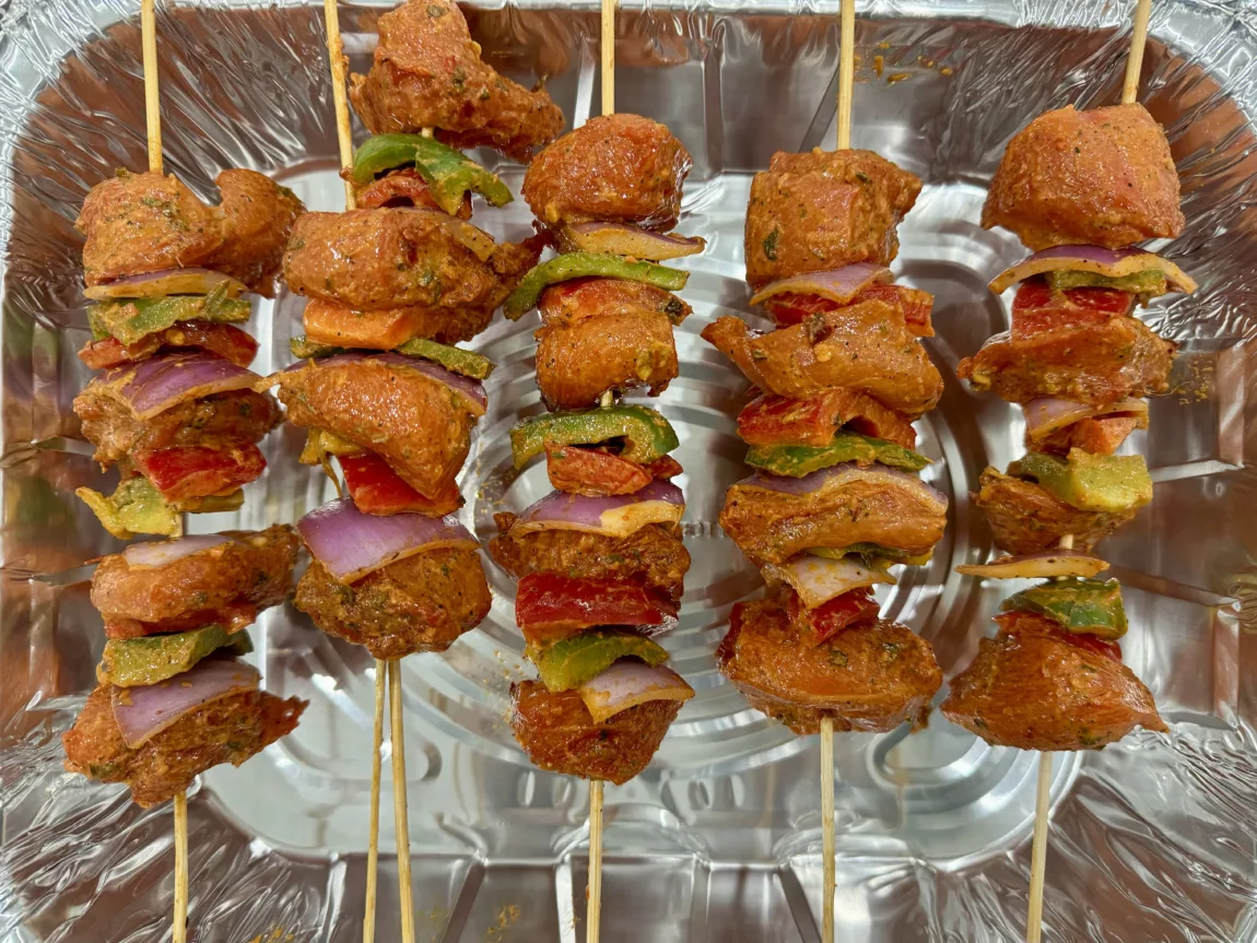 Enjoy These Delicious Yogurt Turmeric Tikka Skewers in the Great Outdoors